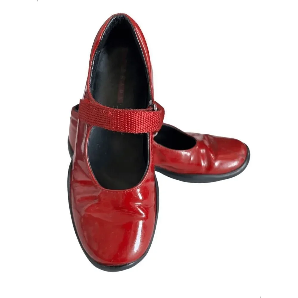 PRADA Girls 13 (31) Patent Leather Mary Jane Shoes AS IS